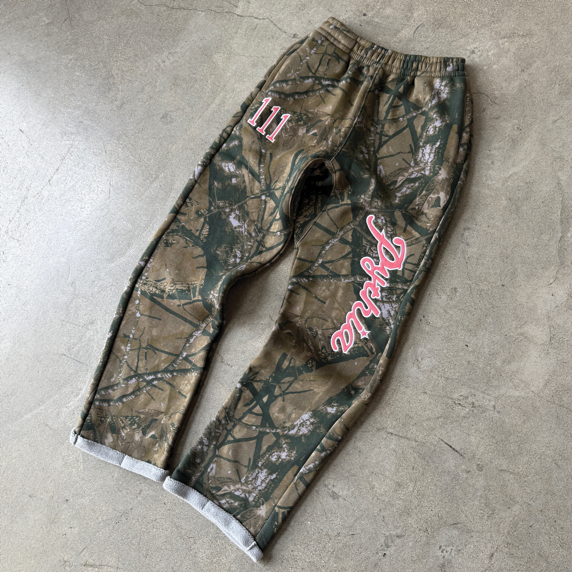 CAMO 111 SWEATS - PINK