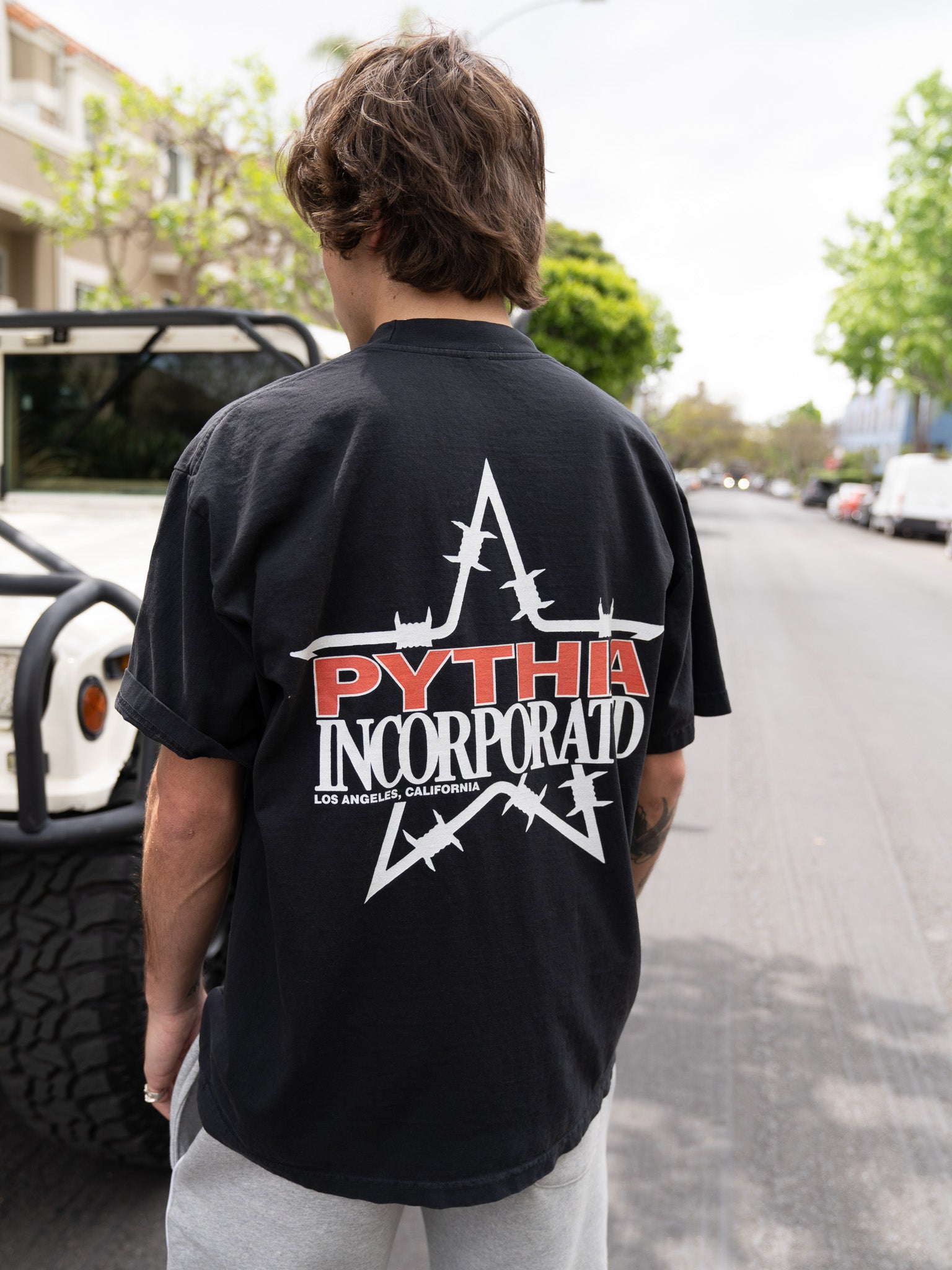 INCORPORATED TEE - BLACK
