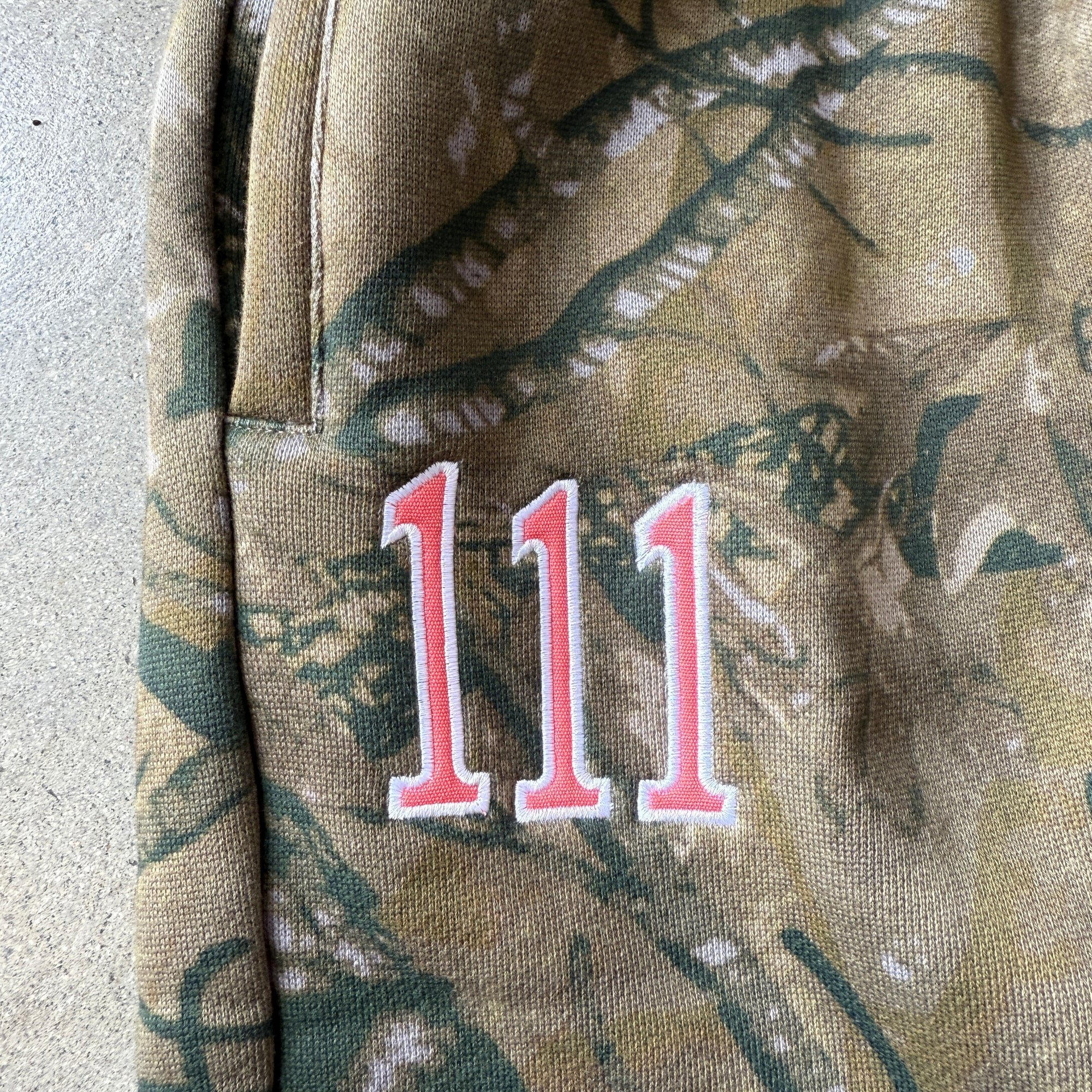 CAMO 111 SWEATS - PINK