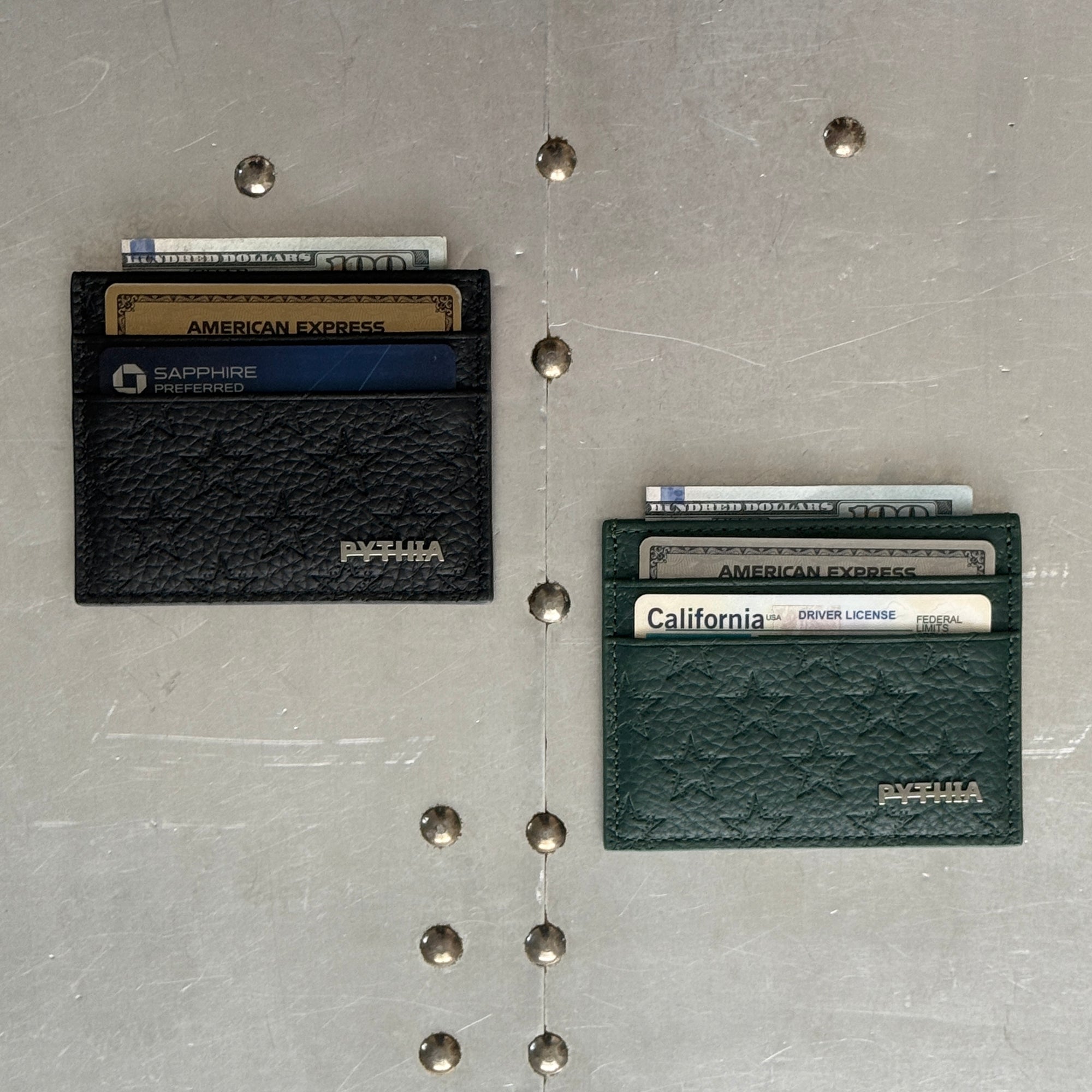 LEATHER EMBOSSED CARD HOLDER - BLACK