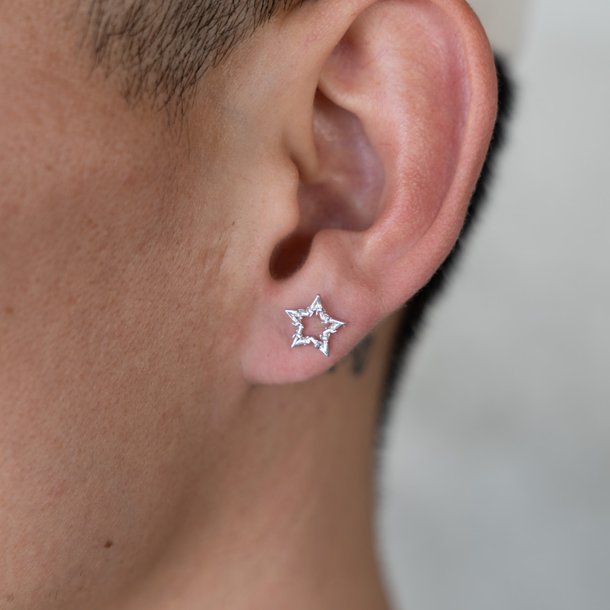 SILVER BARBWIRE STAR EARRINGS