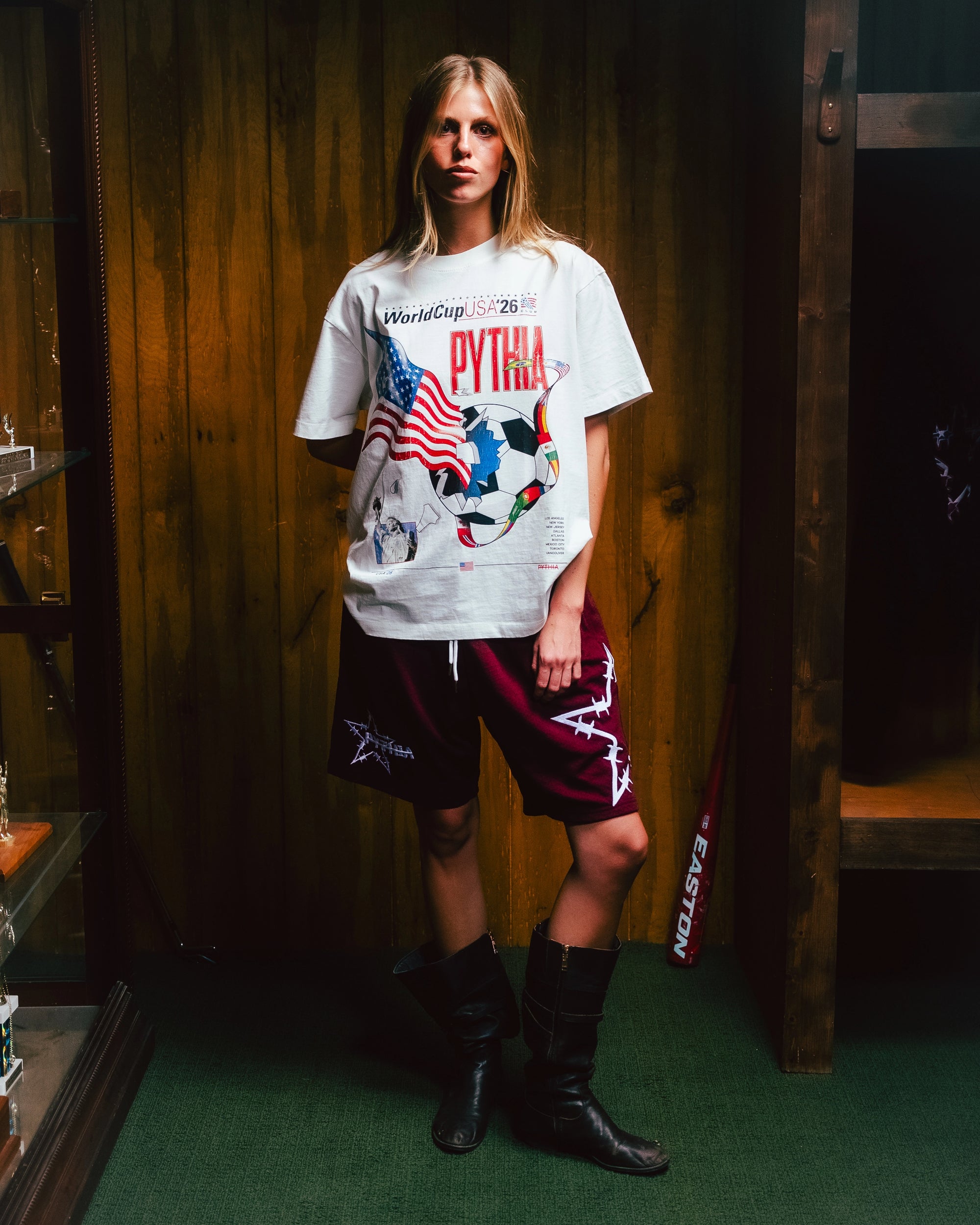 BARBED STAR MESH SHORTS - MAROON