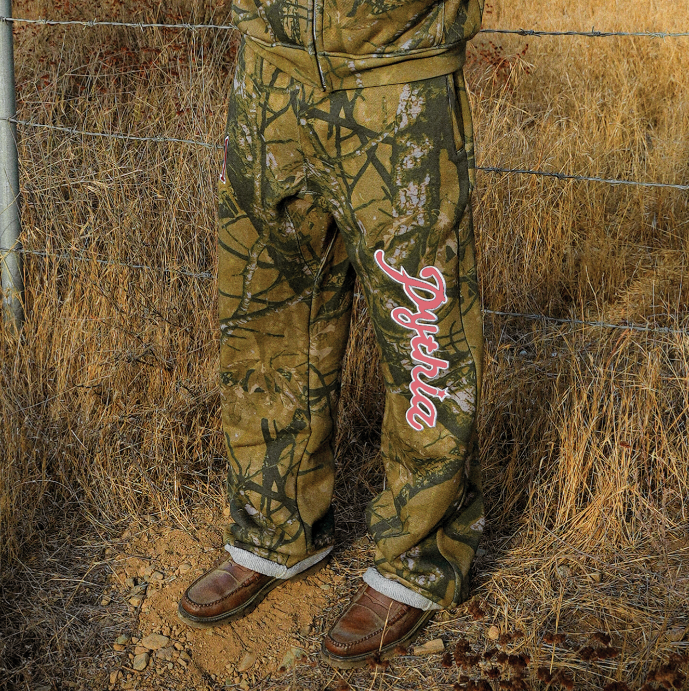 CAMO 111 SWEATS - PINK