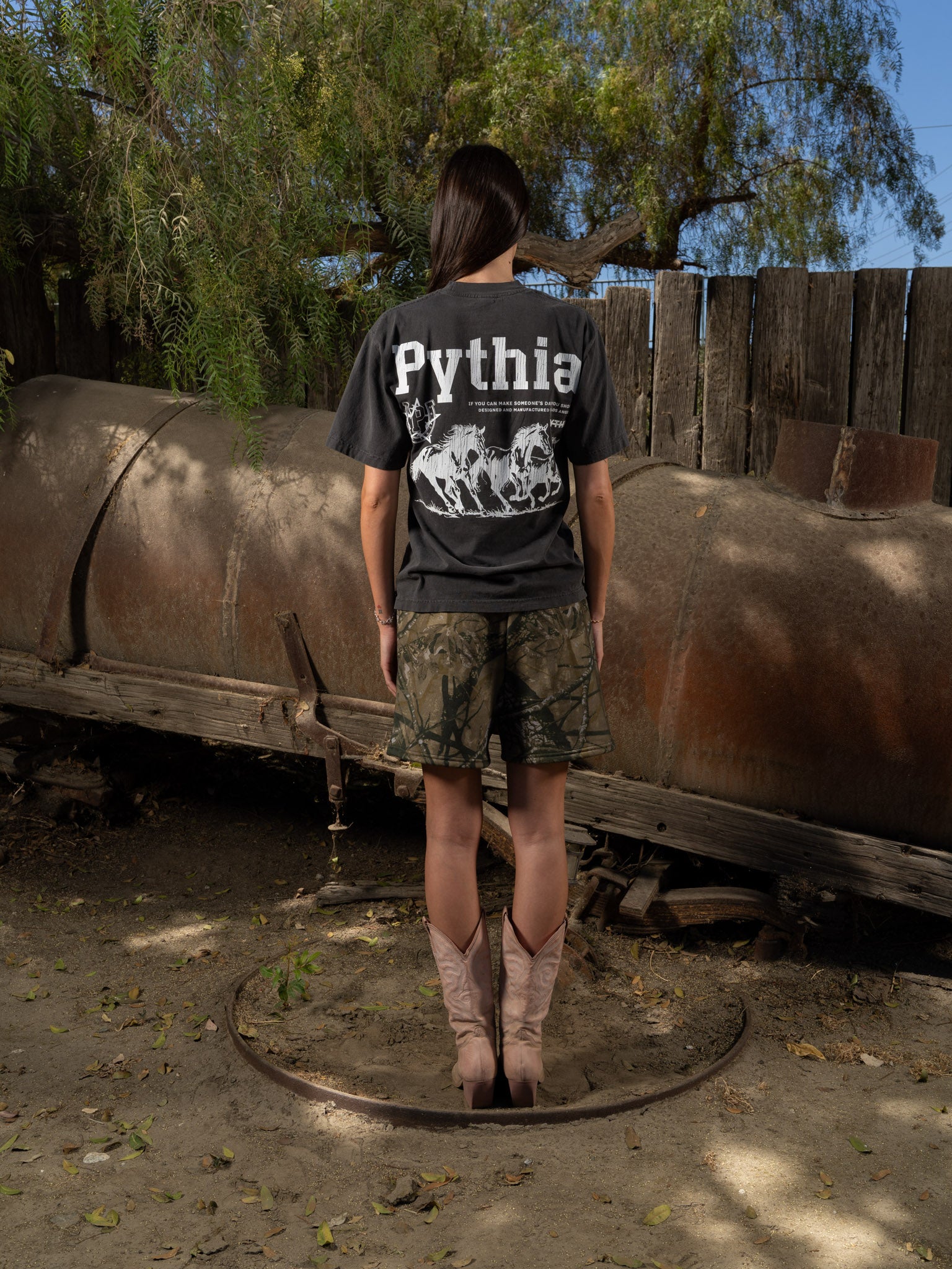 WILD HORSES TEE - VINTAGE WASH