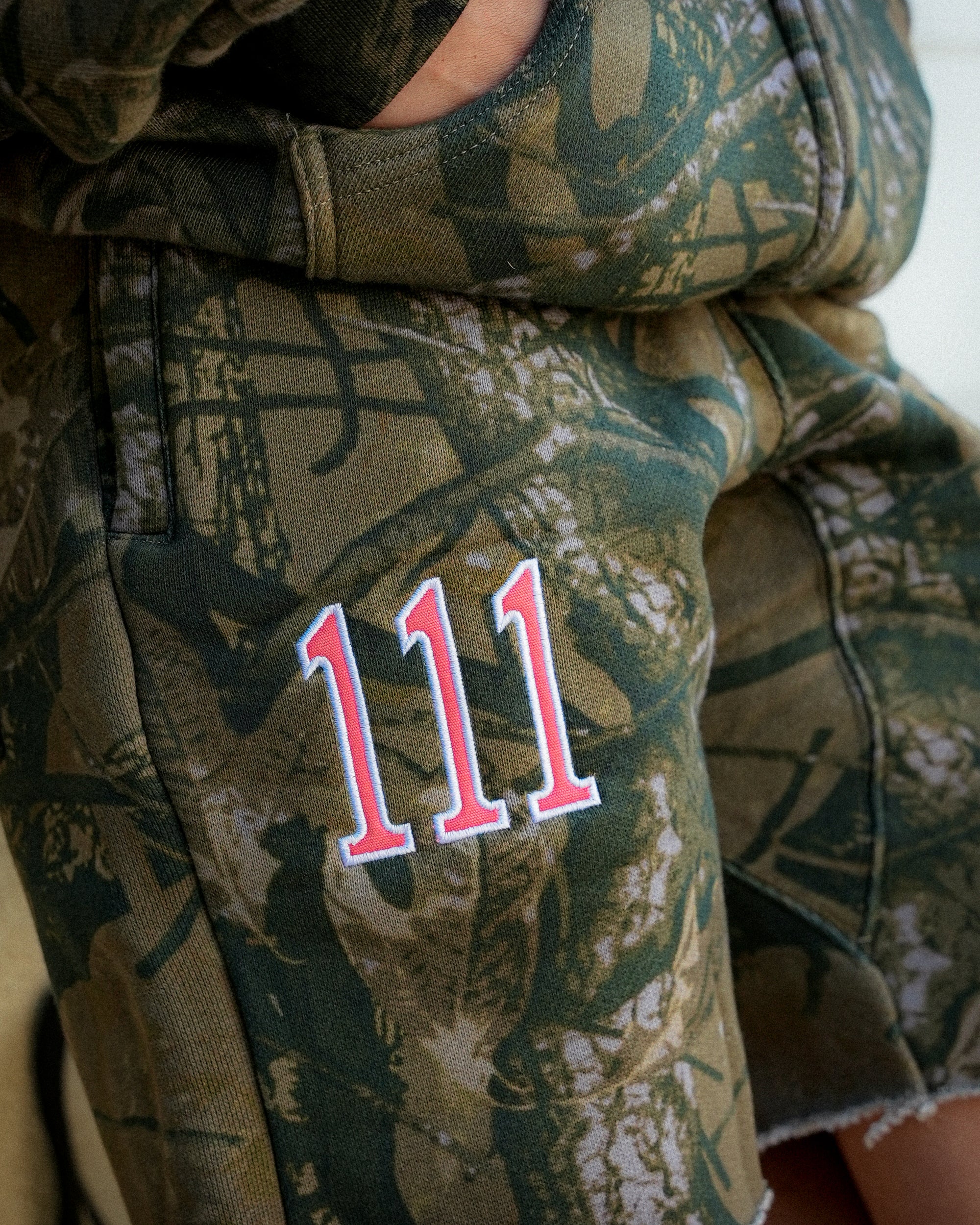 CAMO 111 SHORTS - PINK