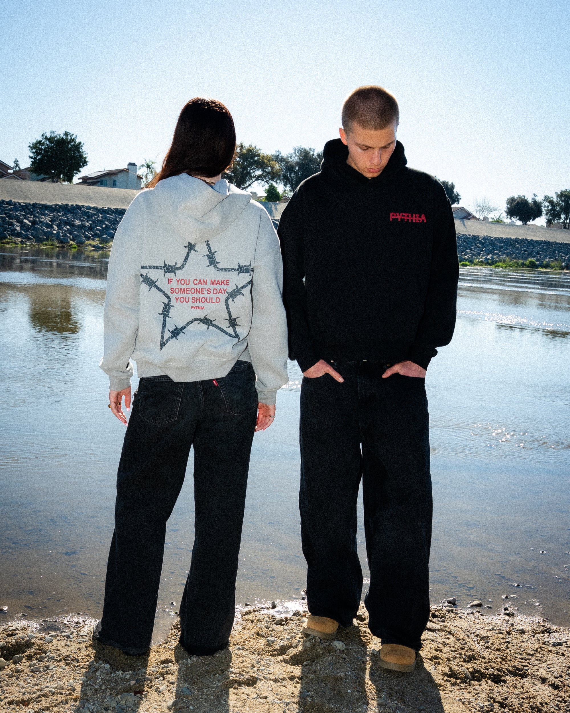 MAKE SOMEONE'S DAY HOODIE - BLACK