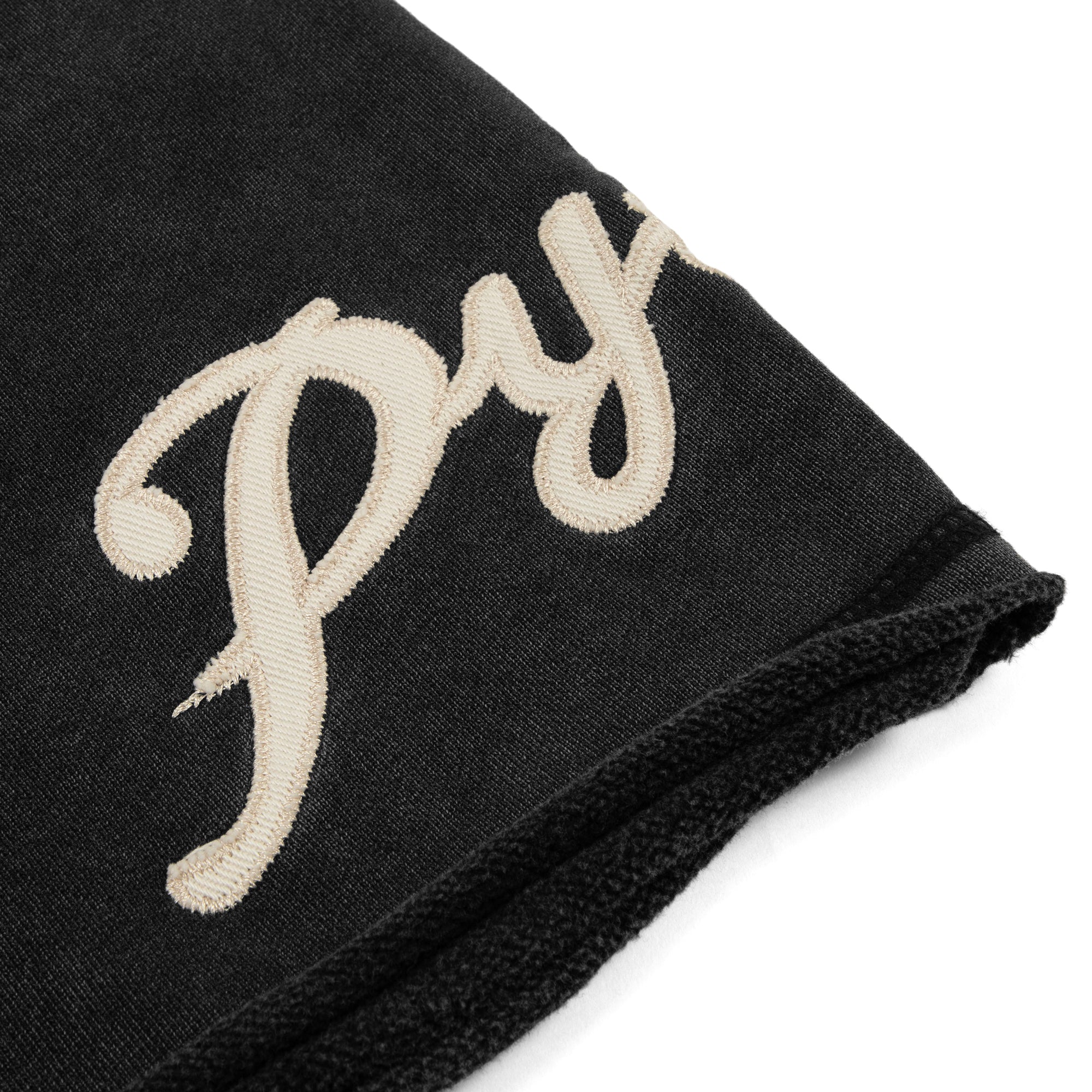 AGED SCRIPT SHORTS - BLACK