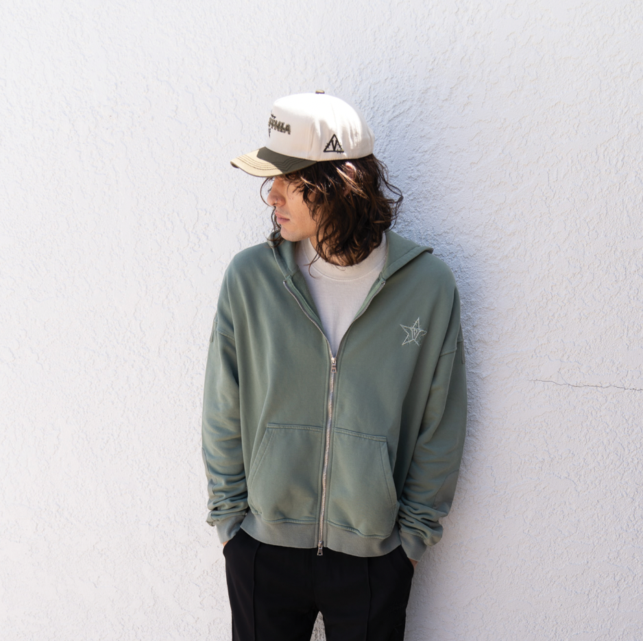 PYTHIA x VARIENT HAT - OLIVE / TAN