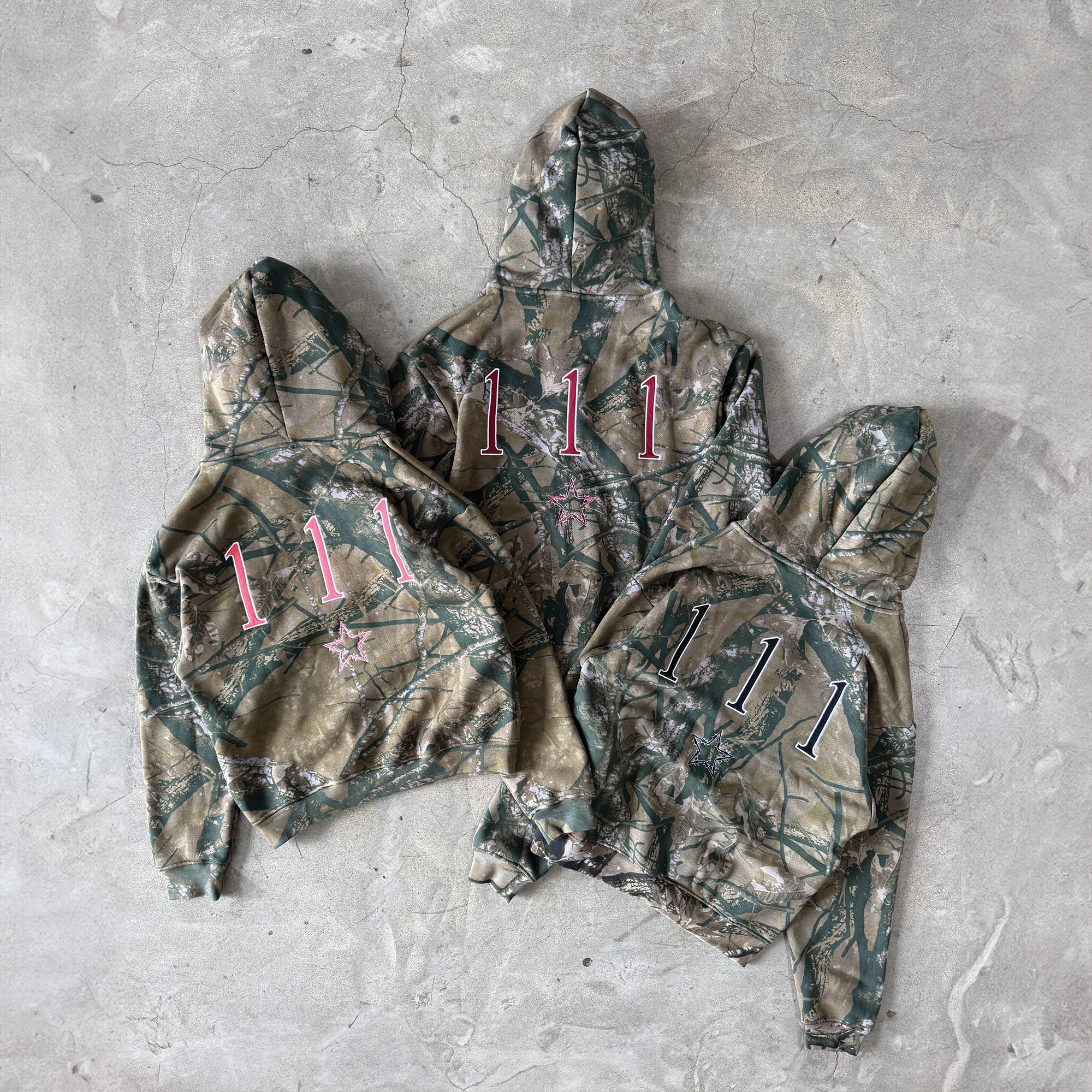 CAMO 111 ZIP HOODIE - RED